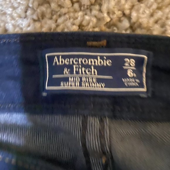 Abercrombie & Fitch Mid Rise Super Skinny - Picture 3 of 3